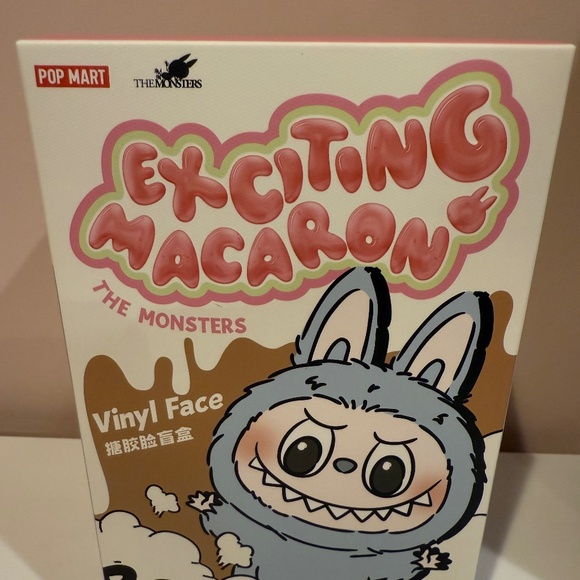 Labubu Exciting Macaron Other - Labubu Exciting Macaron Lychee Berry